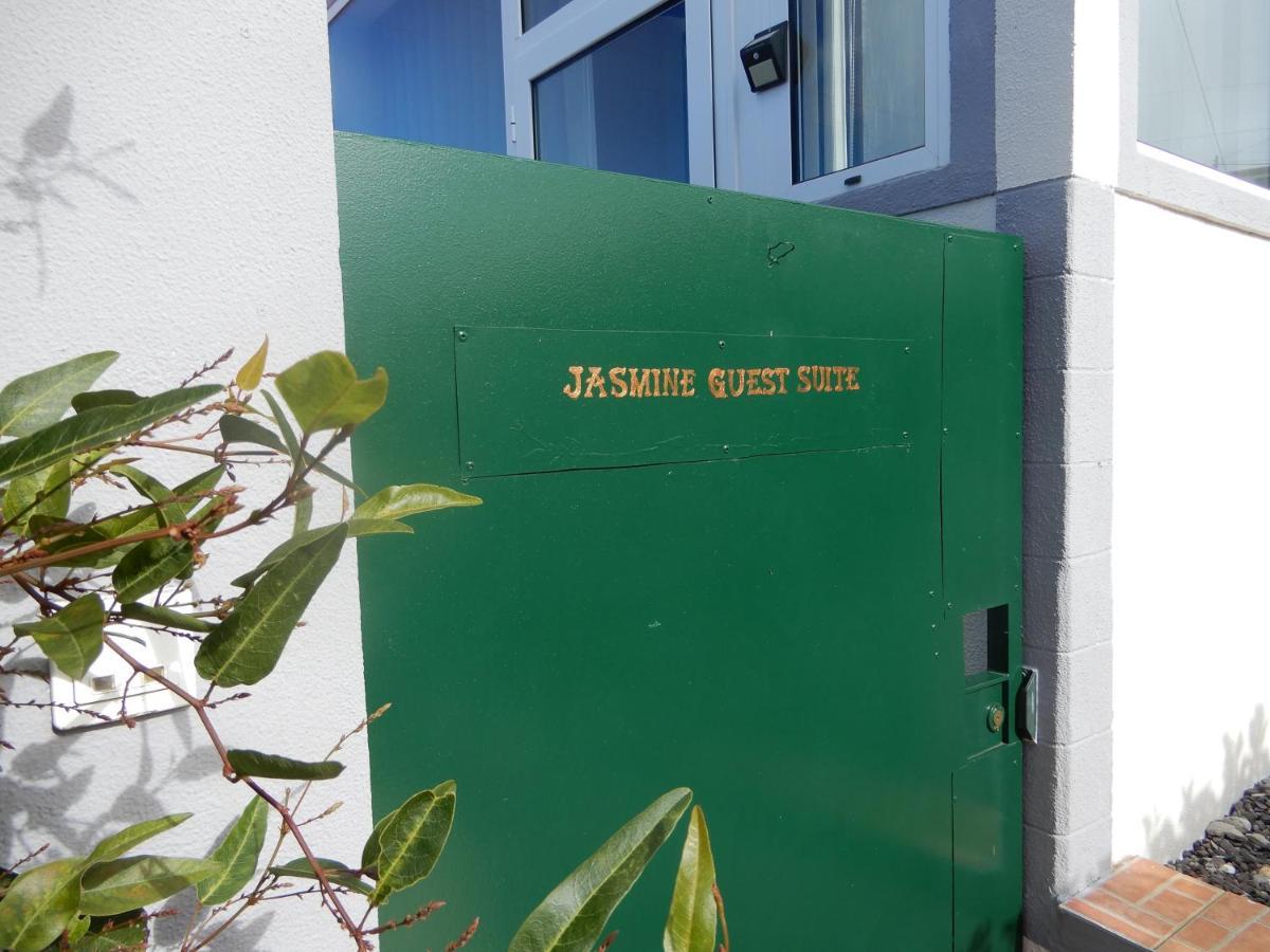 Jasmine Guest Suite ポンタ・ド・パールゴ エクステリア 写真